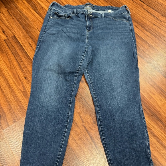 Torrid Super soft Jeggings - Picture 1 of 3